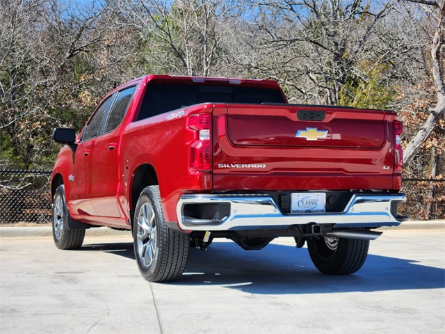 2024 Chevrolet Silverado 1500 LT 4