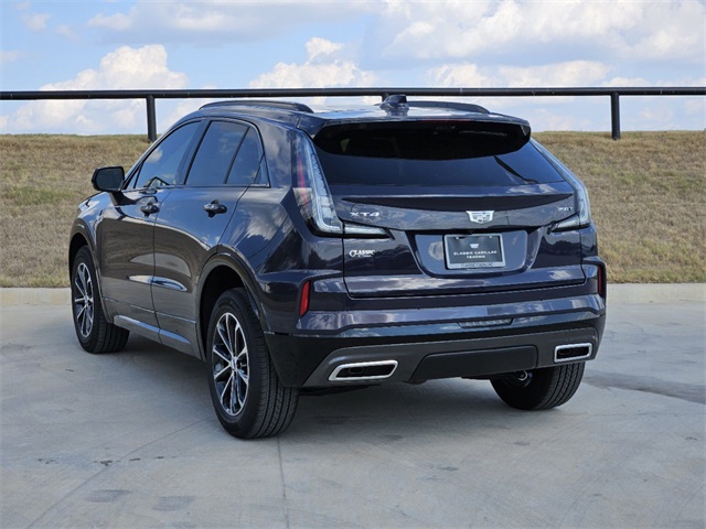 2024 Cadillac XT4 Sport 5