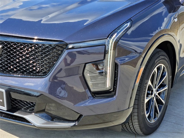 2024 Cadillac XT4 Sport 7