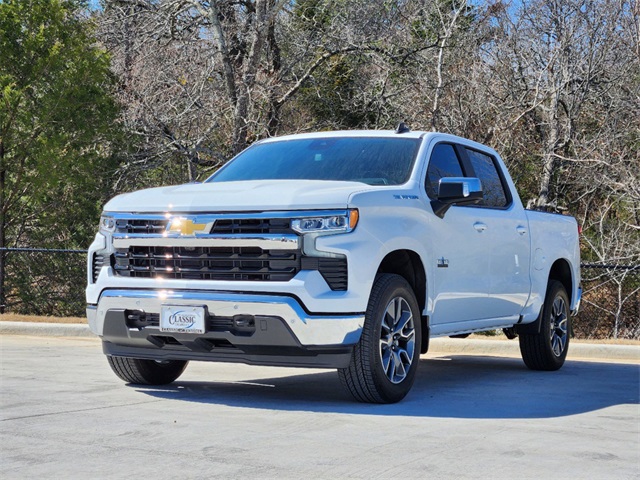 2024 Chevrolet Silverado 1500 LT 3