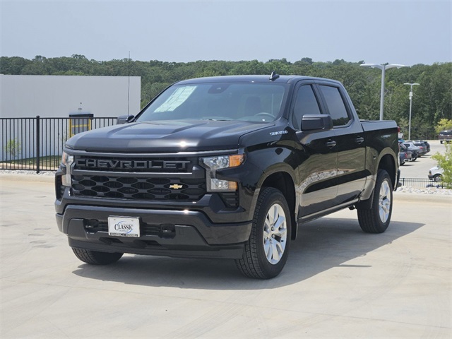 2024 Chevrolet Silverado 1500 Custom 3