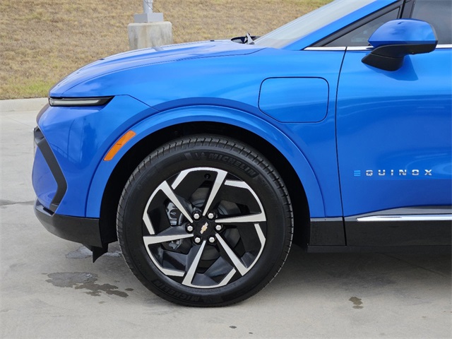 2024 Chevrolet Equinox EV LT 8