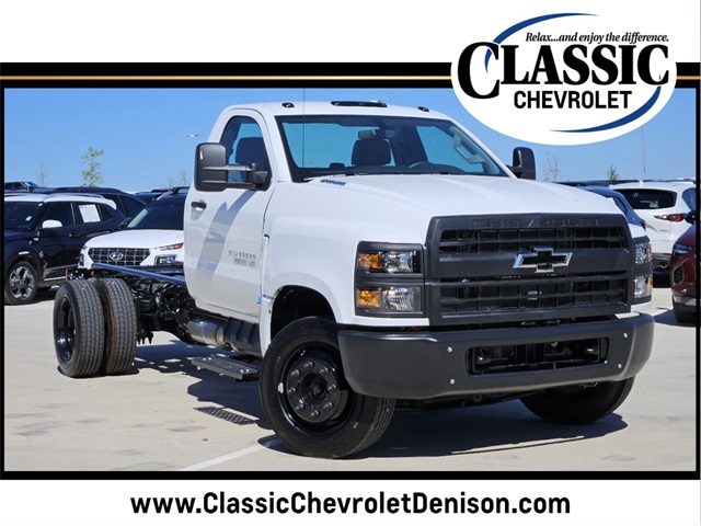 2024 Chevrolet Silverado 5500HD 1WT 1