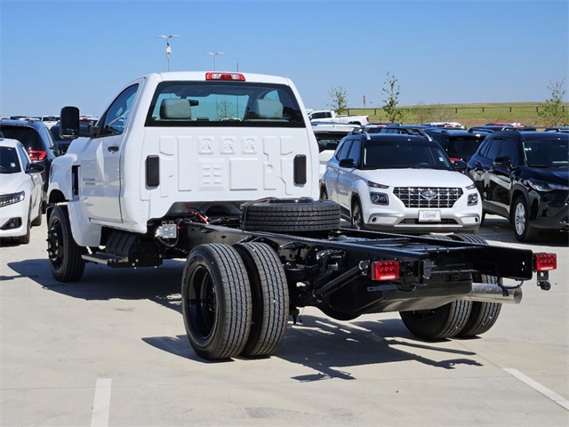 2024 Chevrolet Silverado 5500HD 1WT 5