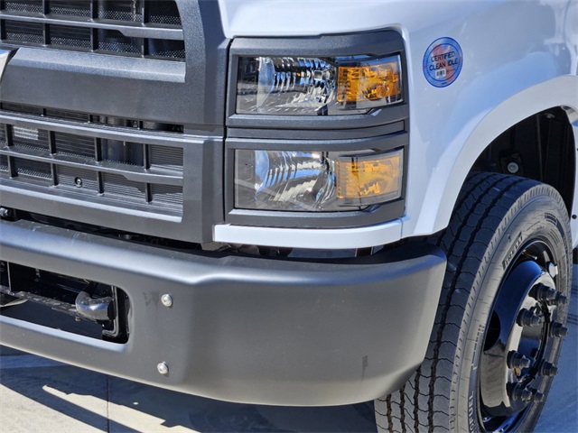 2024 Chevrolet Silverado 5500HD 1WT 7