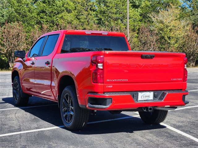 2023 Chevrolet Silverado 1500 Custom 2