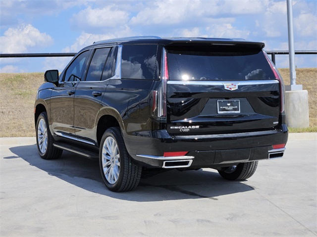 2024 Cadillac Escalade Luxury 5