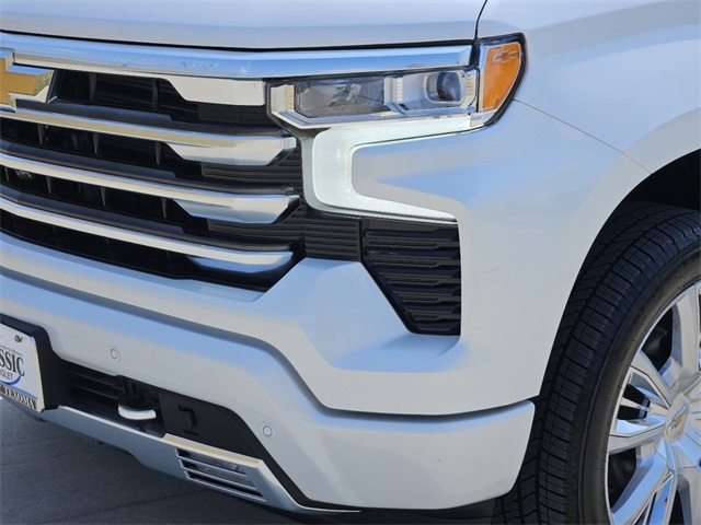 2024 Chevrolet Silverado 1500 High Country 7