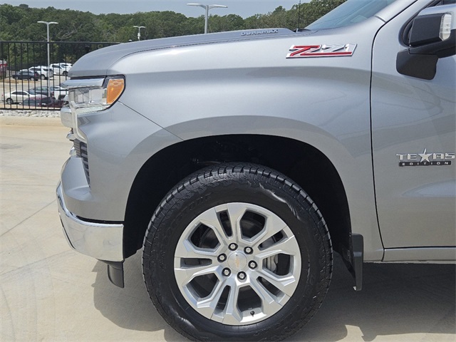 2024 Chevrolet Silverado 1500 LTZ 8