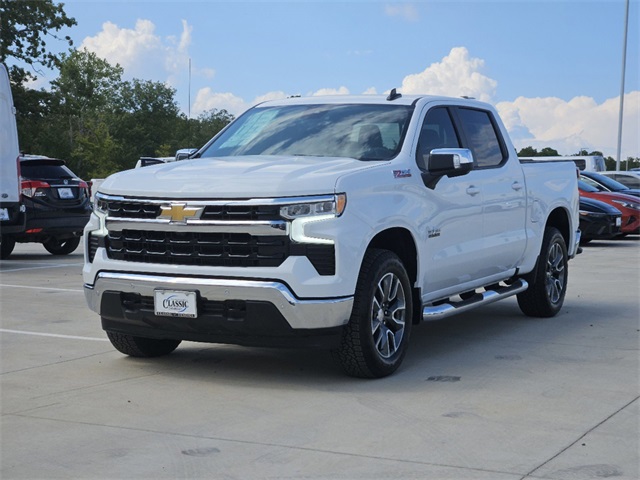 2024 Chevrolet Silverado 1500 LT 3