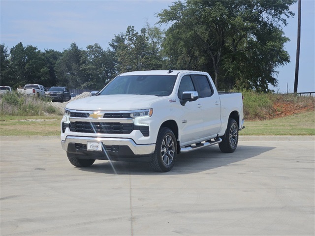 2024 Chevrolet Silverado 1500 LT 3