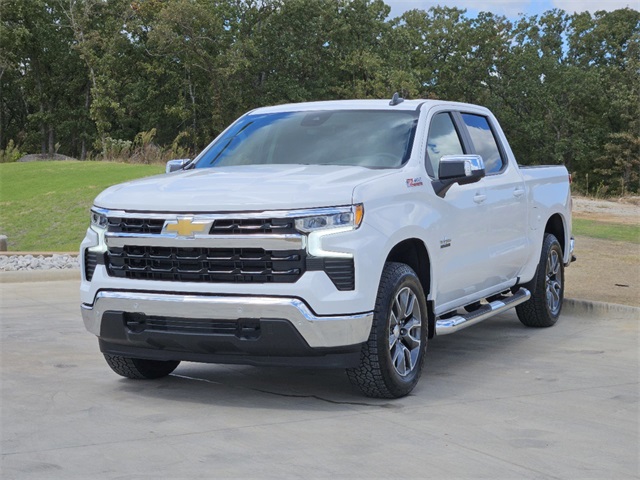 2024 Chevrolet Silverado 1500 LT 3