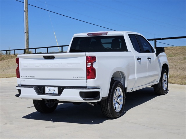 2024 Chevrolet Silverado 1500 Custom 4