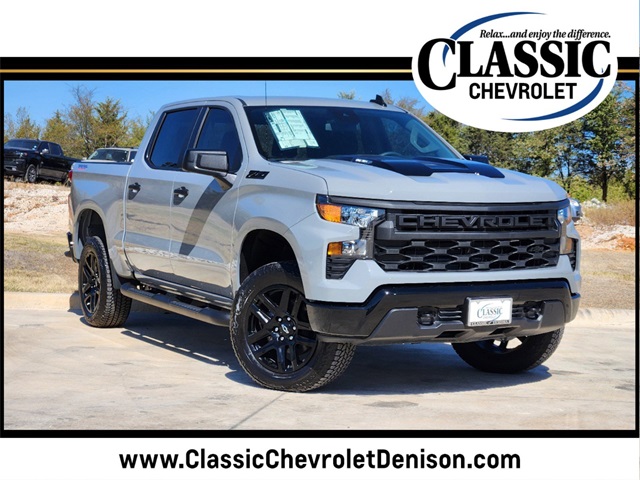 2024 Chevrolet Silverado 1500 Custom Trail Boss 1