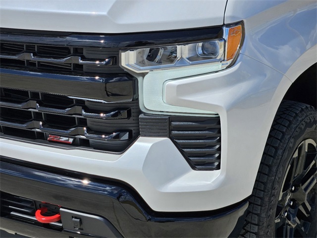 2024 Chevrolet Silverado 1500 LT Trail Boss 7