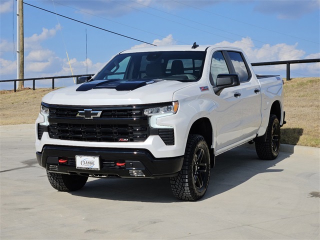 2024 Chevrolet Silverado 1500 LT Trail Boss 3