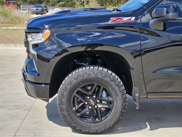 2024 Chevrolet Silverado 1500 LT Trail Boss 8