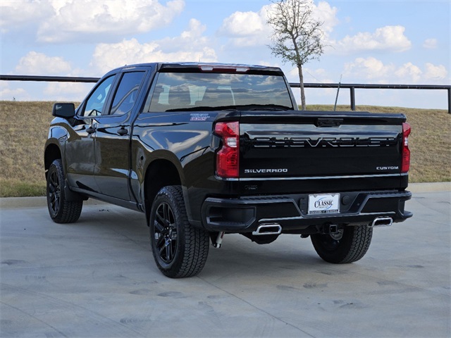 2024 Chevrolet Silverado 1500 Custom Trail Boss 5