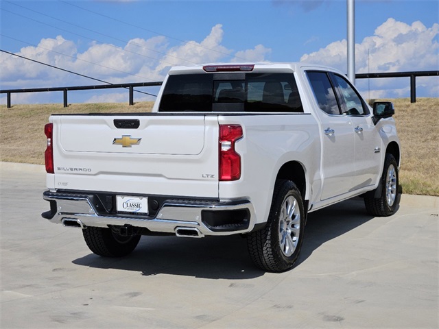 2024 Chevrolet Silverado 1500 LTZ 4