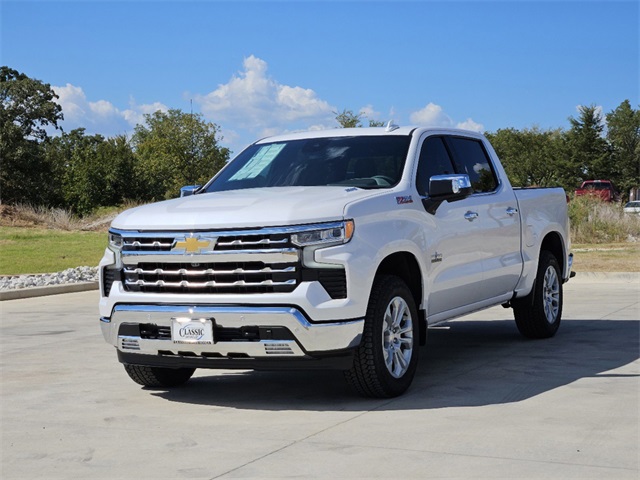 2024 Chevrolet Silverado 1500 LTZ 3