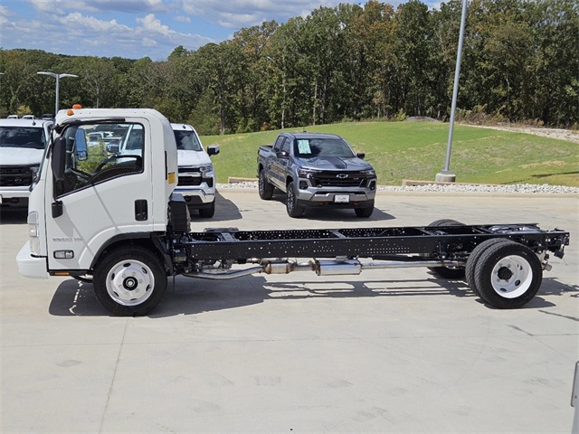 2025 Chevrolet 5500 HG LCF Gas  6