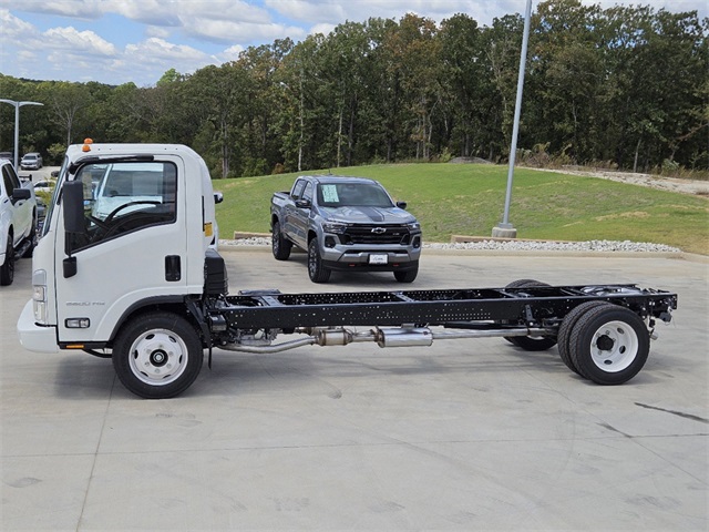 2025 Chevrolet 5500 HG LCF Gas  6