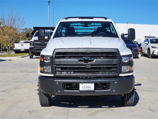 2024 Chevrolet Silverado 5500HD Work Truck 3