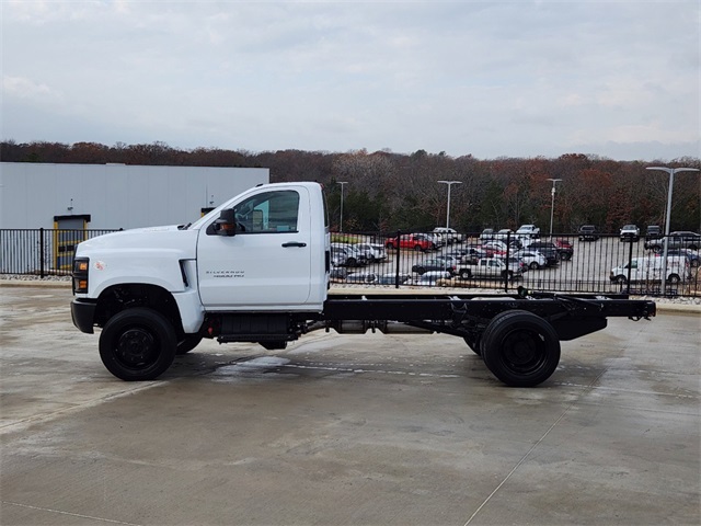 2024 Chevrolet Silverado 5500HD  8