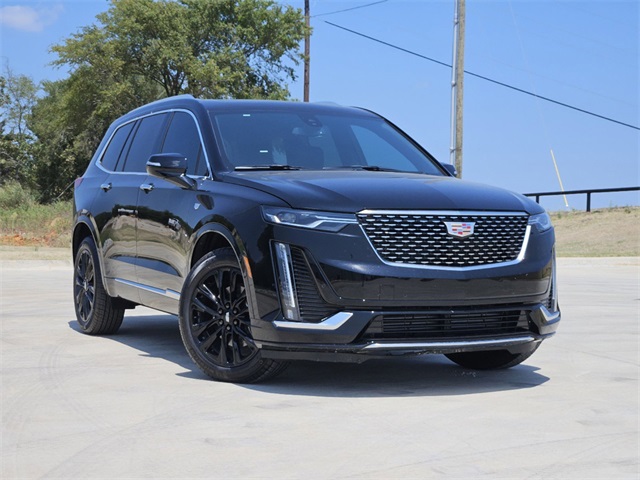 2024 Cadillac XT6 Luxury 1