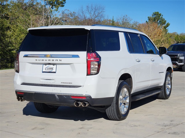 2022 Chevrolet Suburban Premier 6