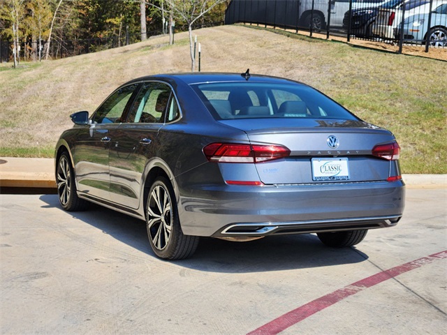 2021 Volkswagen Passat 2.0T SE 4