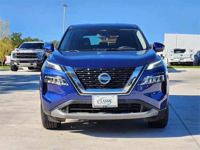 2021 Nissan Rogue SV 3