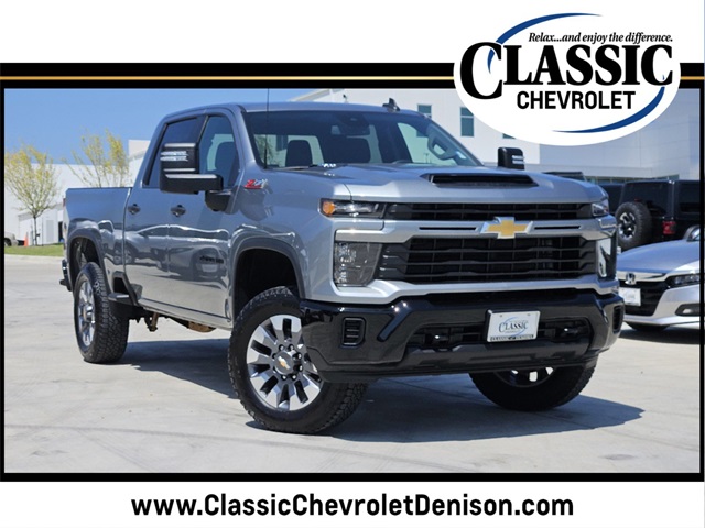 2024 Chevrolet Silverado 2500HD Custom 1