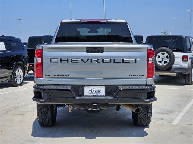 2024 Chevrolet Silverado 2500HD Custom 8