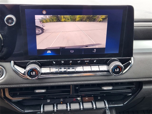 2023 Chevrolet Colorado LT 18