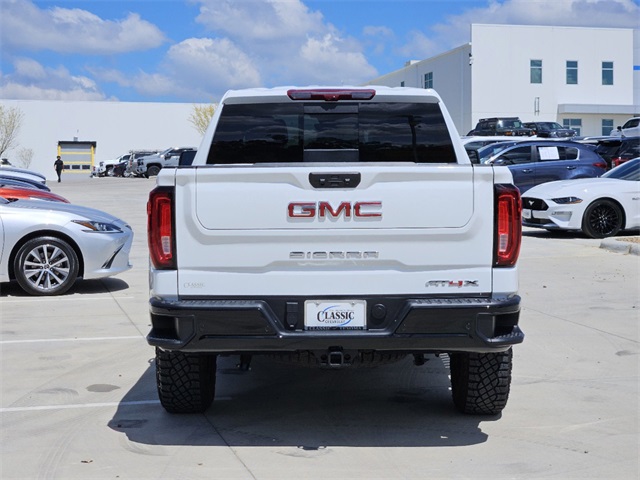 2024 GMC Sierra 1500 AT4X 8