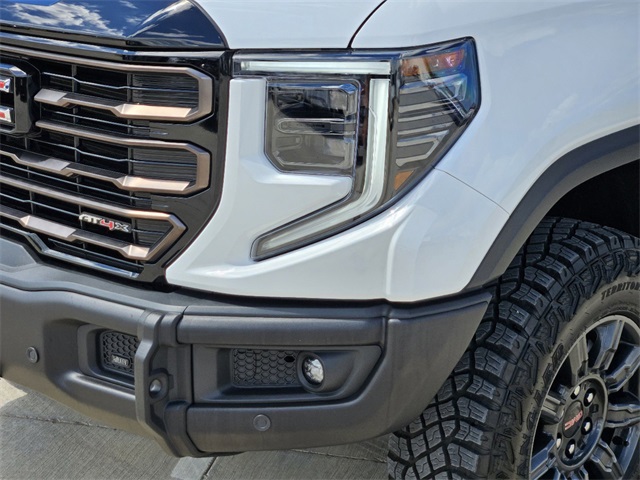 2024 GMC Sierra 1500 AT4X 9