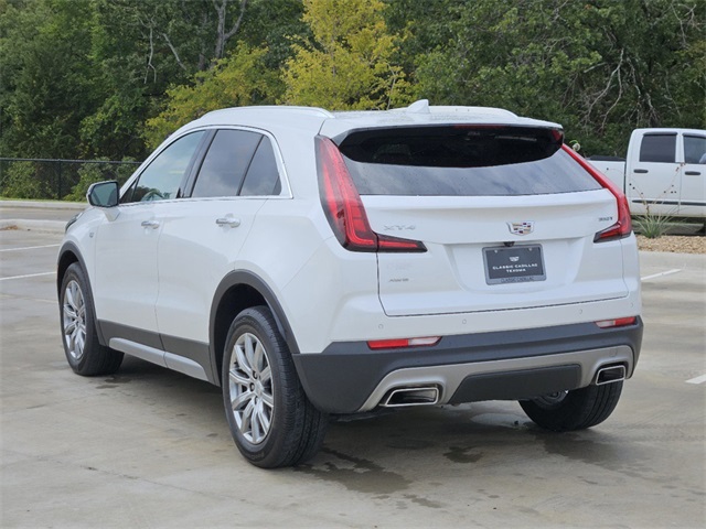 2022 Cadillac XT4 Premium Luxury 5