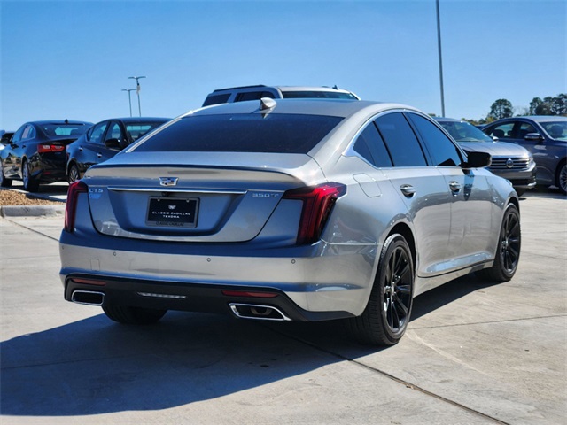 2023 Cadillac CT5 Luxury 8