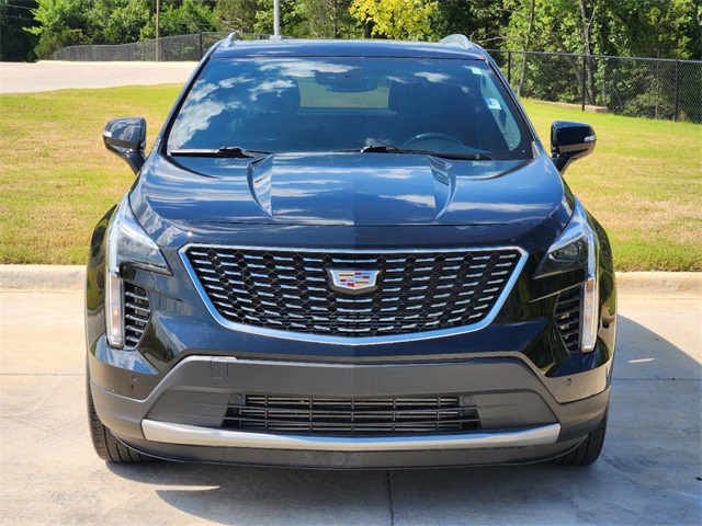 2023 Cadillac XT4 Premium Luxury 3