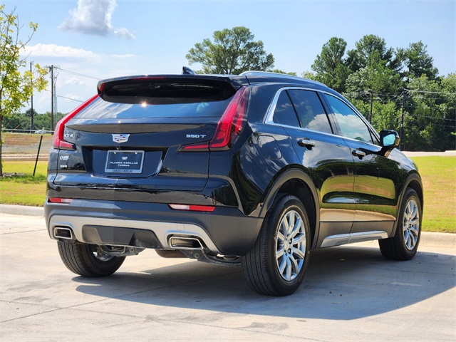 2023 Cadillac XT4 Premium Luxury 8