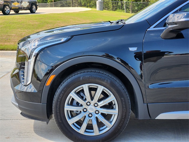 2023 Cadillac XT4 Premium Luxury 10