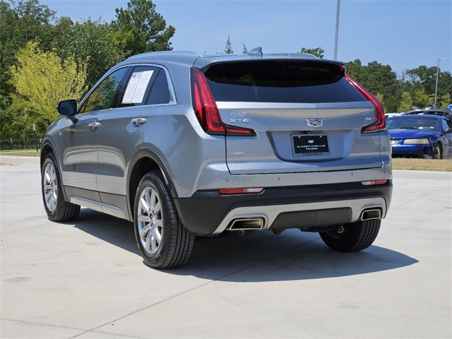 2023 Cadillac XT4 Premium Luxury 8