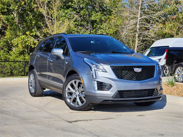 2021 Cadillac XT5 Sport 1