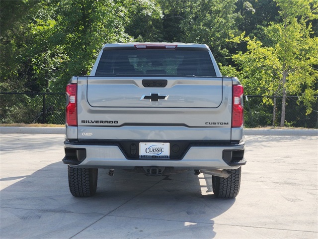 2024 Chevrolet Silverado 1500 Custom 7