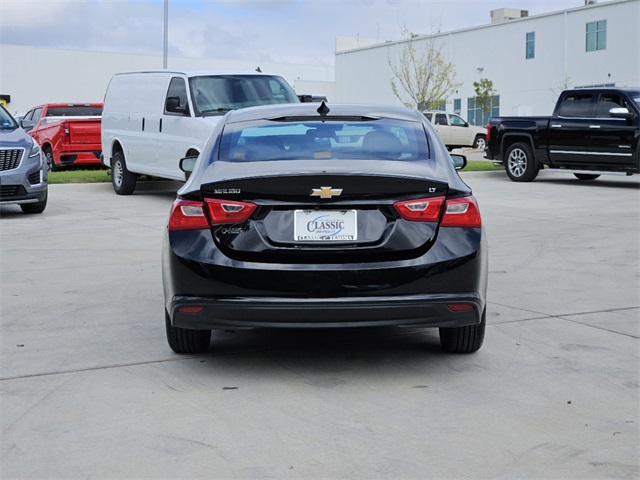 2023 Chevrolet Malibu LT 8