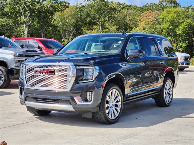 2022 GMC Yukon Denali 4