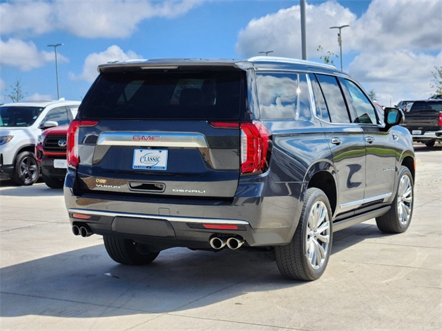 2022 GMC Yukon Denali 8