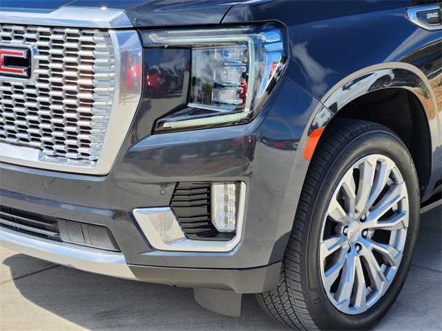 2022 GMC Yukon Denali 9