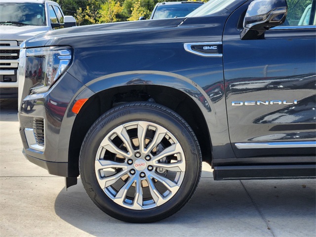 2022 GMC Yukon Denali 10